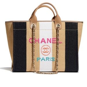 💕Chanel Deauville Bag 💕